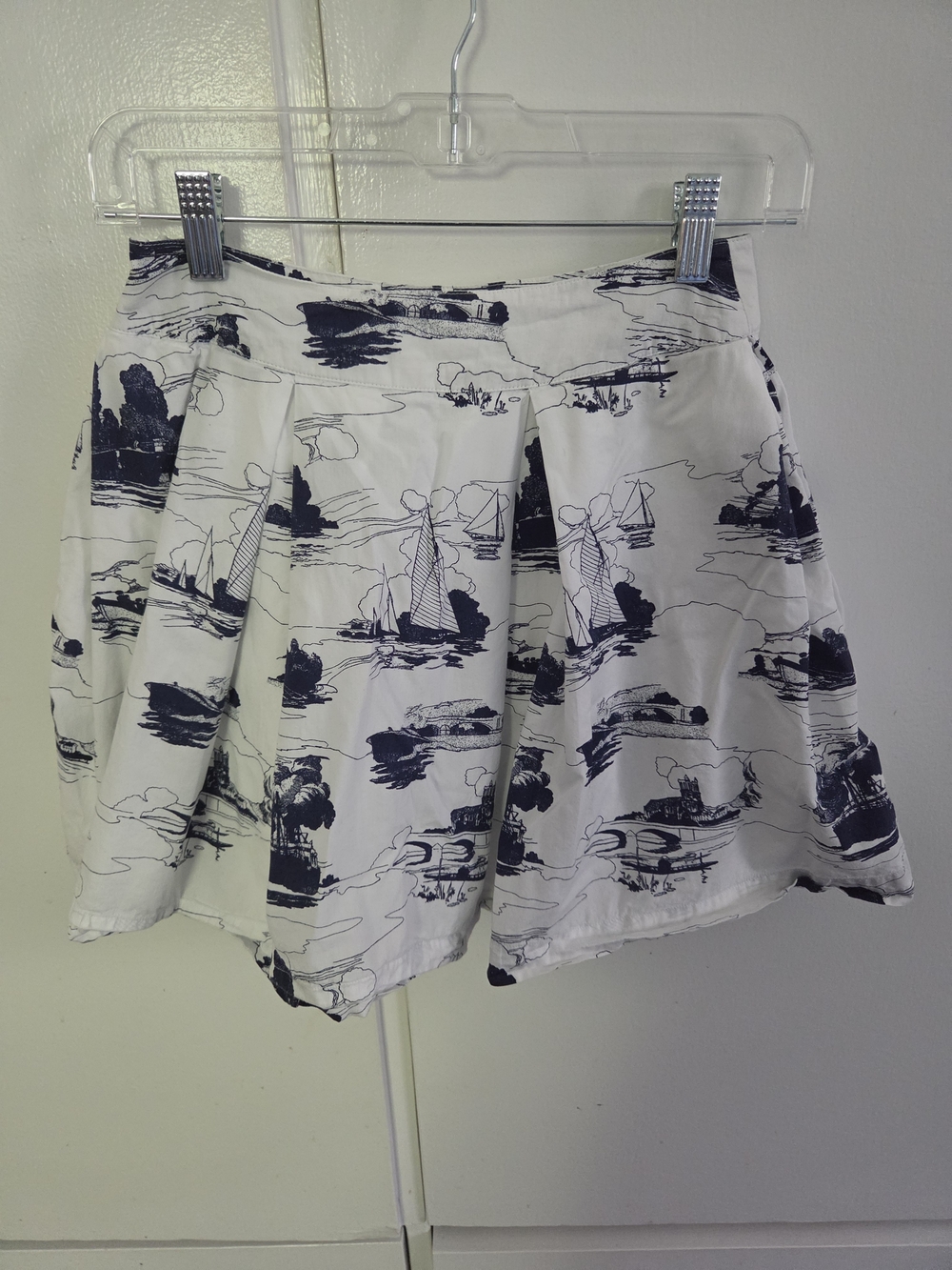Jack Wills White and Navy Sailboat Print Skirt